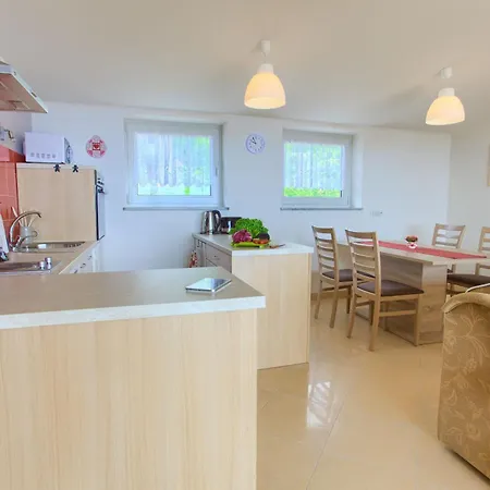 Rita Apartment *