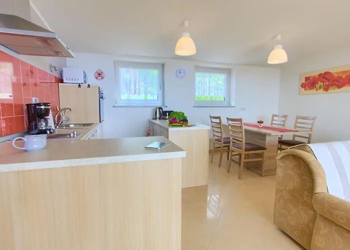 Rita Apartment *